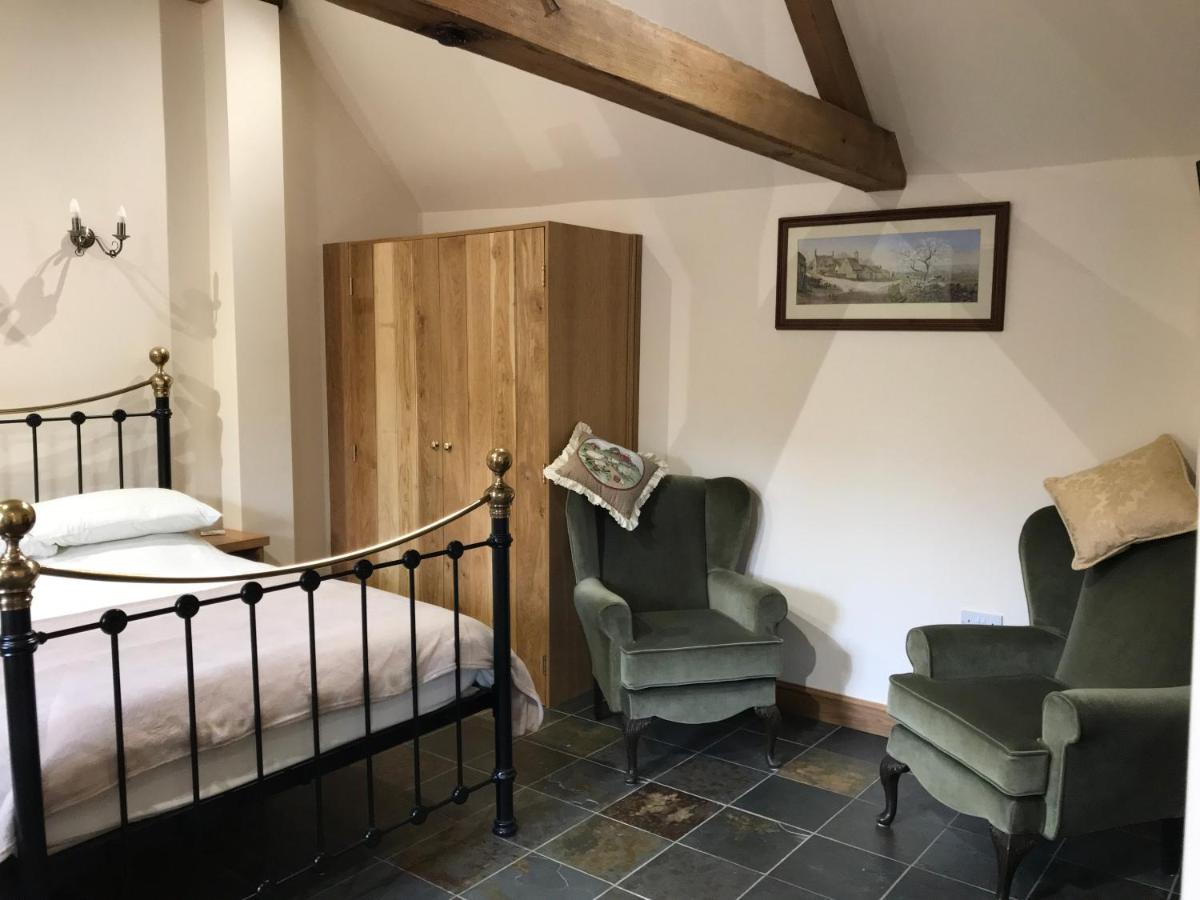 Nuneaton - Cottage - Sleeps 2 - Parking - Garden Exteriör bild